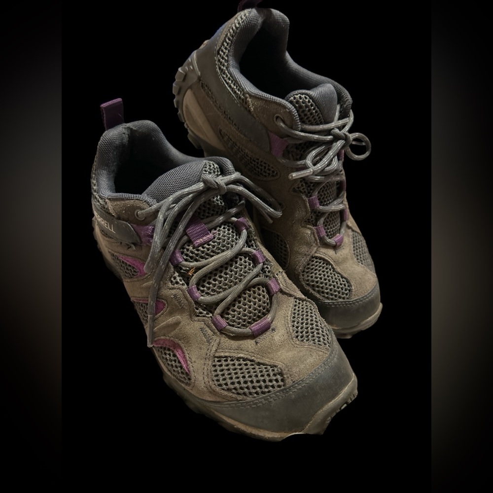 Women’s Merrell hiking shoes